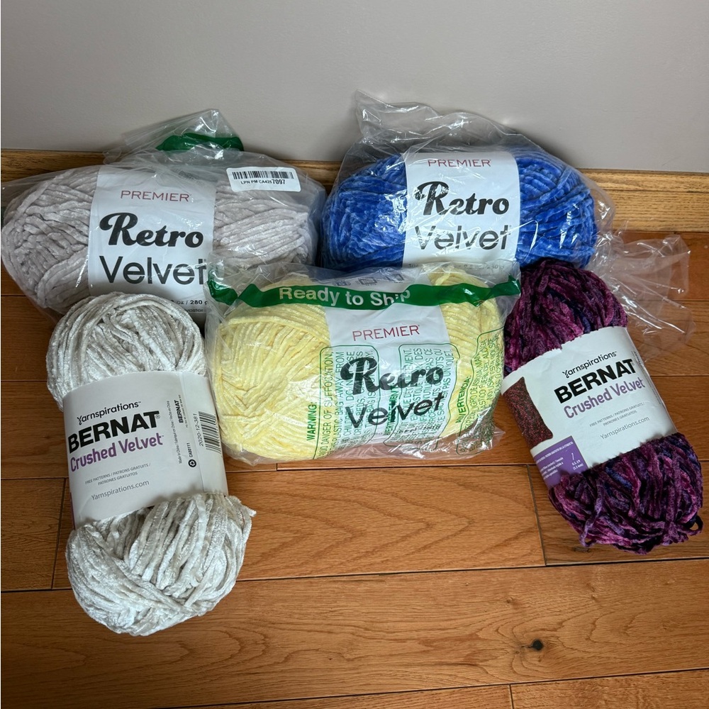 Velvet yarn lot